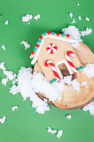 Make Your Own Gingerbread House