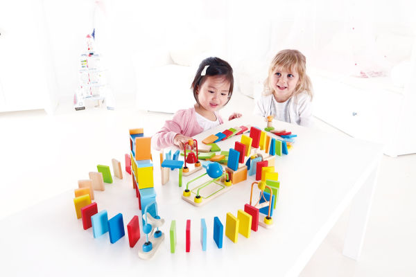 Dynamo Dominoes