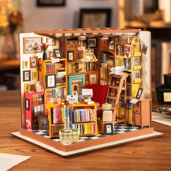 DIY Miniature House Sam's Study