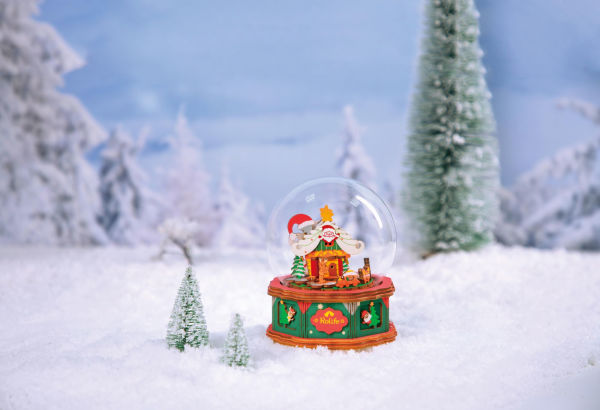 Christmas Town Snowglobe DIY Music Box