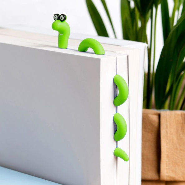 Wally - Clip Bookmark - Green