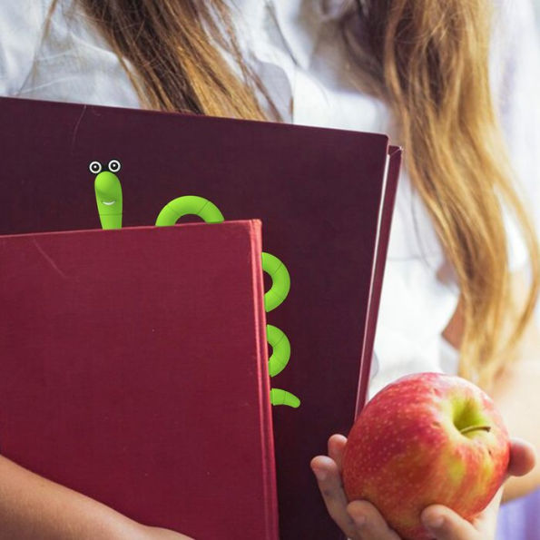 Wally - Clip Bookmark - Green