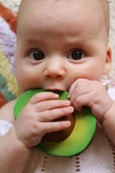 Oli & Carol, ARNOLD THE AVOCADO Teether