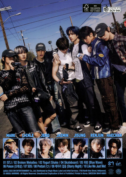 The 3rd Album 'ISTJ' [Photobook Ver.]