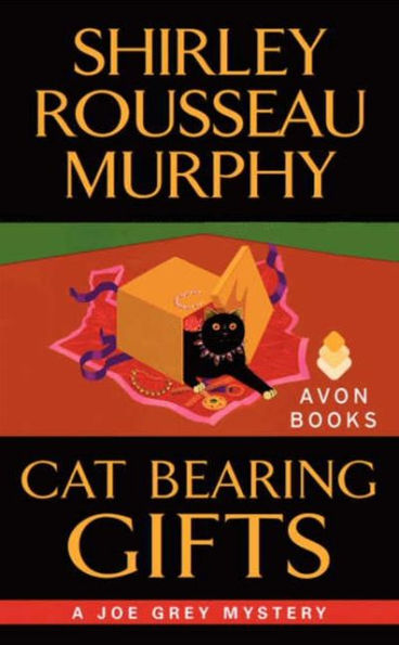 Cat Bearing Gifts (Joe Grey Series #18)