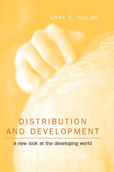 Distribution and Development: A New Look at the Developing World / Edition 1