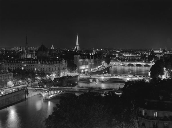 The Seine: The River That Made Paris (B&N Exclusive Edition)
