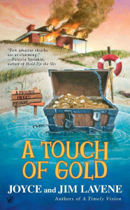 Title: A Touch of Gold (Missing Pieces Mystery Series #2), Author: Joyce and Jim Lavene