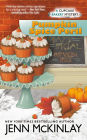 Pumpkin Spice Peril (Cupcake Bakery Mystery #12)