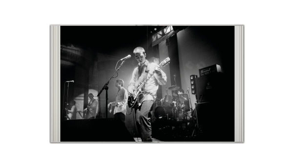 Oasis: Trying to find a way out of nowhere