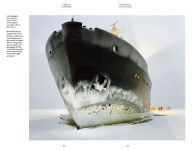 Alternative view 4 of Looking at Photographs (Art Essentials)