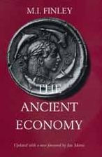 The Ancient Economy / Edition 1