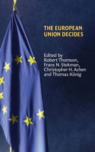 Title: The European Union Decides, Author: Robert Thomson