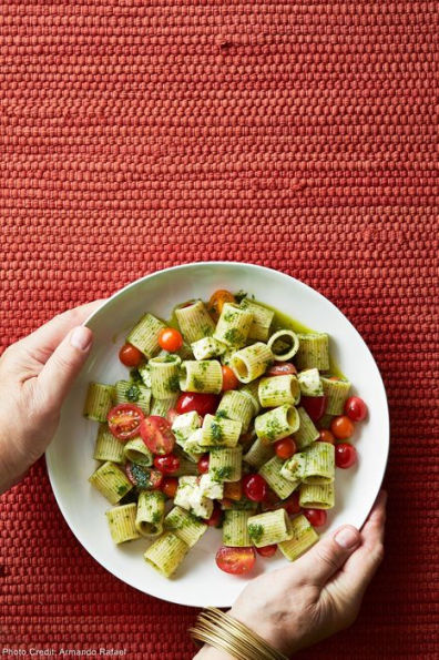 Lidia's a Pot, a Pan, and a Bowl: Simple Recipes for Perfect Meals: A Cookbook