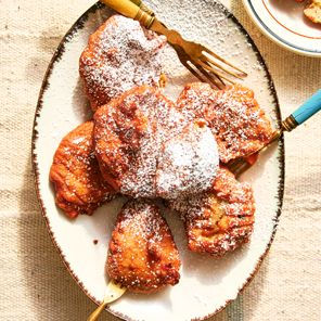 Ghana to the World: Recipes and Stories That Look Forward While Honoring Past