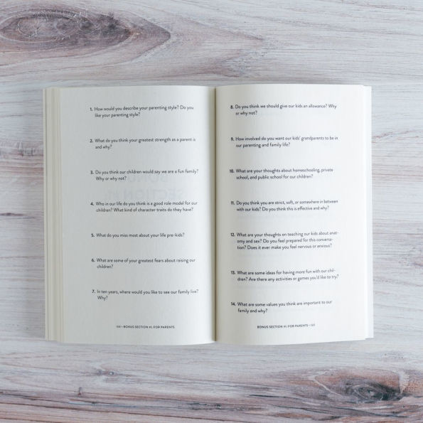 365 Connecting Questions for Couples (Revised and Updated): With 200 new questions
