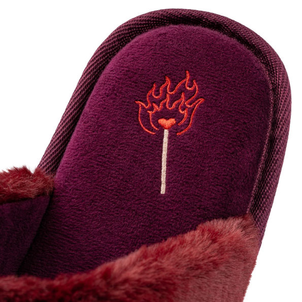 SLOW BURN SLIPPERS