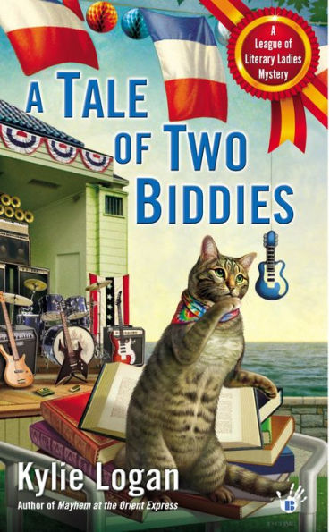 A Tale of Two Biddies (League of Literary Ladies Series #2)