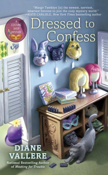 Dressed to Confess (Costume Shop Mystery Series #3)