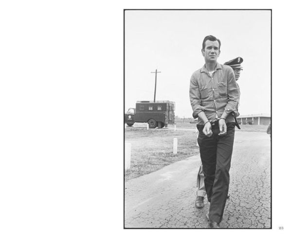 Conversations with the Dead: Photographs of Prison Life with the Letters and Drawings of Billy McCune #122054