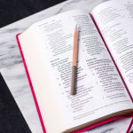 Alternative view 3 of NKJV, End-of-Verse Reference Bible, Personal Size Large Print, Leathersoft, Black, Red Letter, Comfort Print: Holy Bible, New King James Version