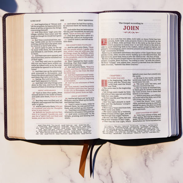 KJV, Personal Size Reference Bible, Sovereign Collection, Leathersoft, Black, Red Letter, Comfort Print: Holy Bible, King James Version