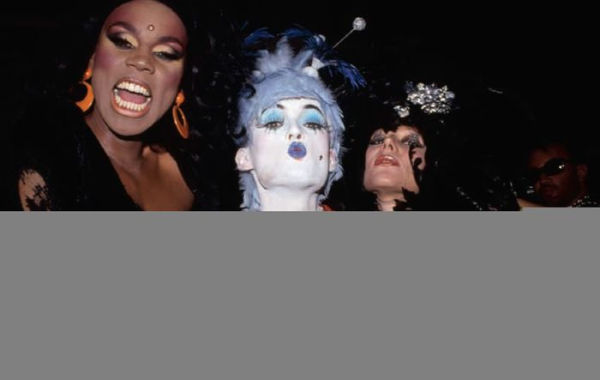 40584/ヴォーギング ボールルーム クラブシーン 写真集 Voguing and the House Ballroom Scene of New  York City 1989-92 Chantal Regnault - 本、雑誌