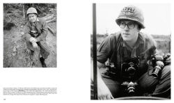Alternative view 19 of Photographers