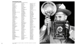 Alternative view 10 of Photographers