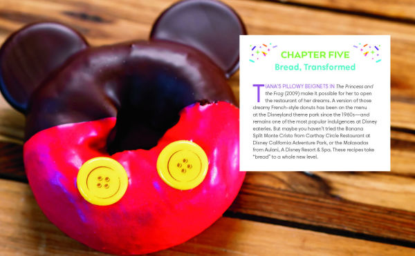 The Official Disney Parks Desserts Cookbook: Remembering 101 Sweet Delicious Disney Recipes