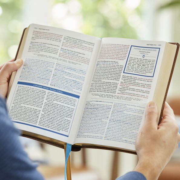 Enduring Word Study Bible: Pastoral Commentary from Every Chapter of the Bible (NKJV, Hardcover, Red Letter, Comfort Print)