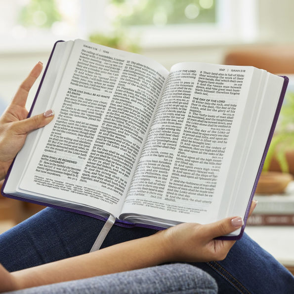 KJV Giant Print End-of-Verse Reference Bible, Purple Leathersoft, Red Letter, Comfort Print