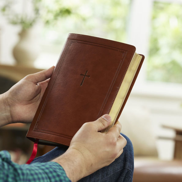 NKJV Giant Print End-of-Verse Reference Bible, Leathersoft, Red Letter