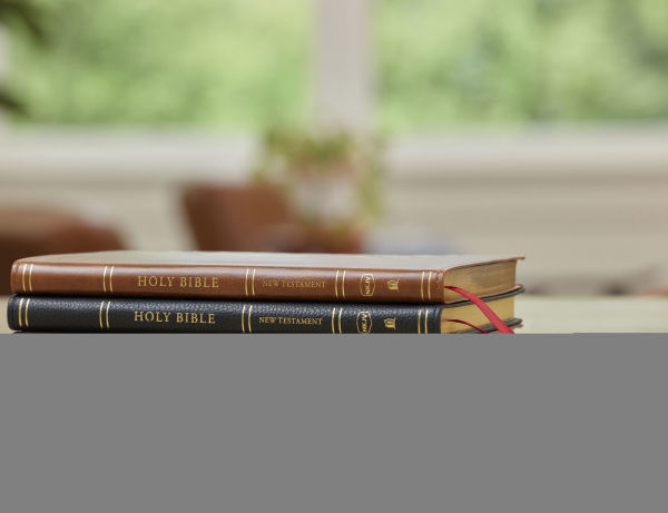 NKJV, Personal Size New Testament, Brown Leathersoft, Red Letter, Comfort Print