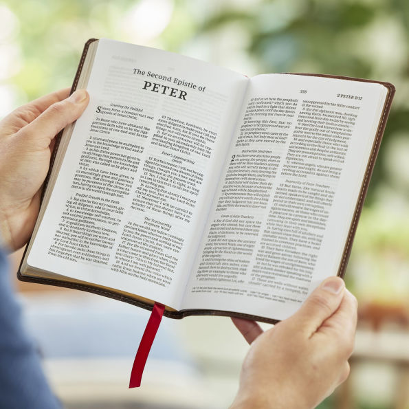 NKJV, Personal Size New Testament, Brown Leathersoft, Red Letter, Comfort Print