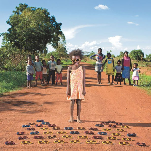 Toy Stories: Photos of Children from Around the World and Their Favorite Things