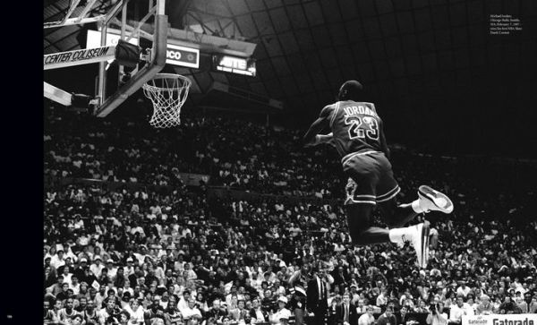 Courtside: 40 Years of NBA Photography