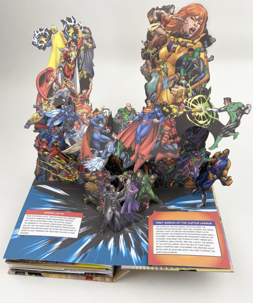 DC Super Heroes: The Ultimate Pop-Up Book