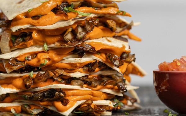 The 29-Minute Vegan: Real Food, Real Vibes, Anytime by Isa Chandra