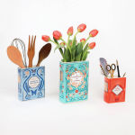 Alternative view 2 of Bibliophile Ceramic Vase: A Compendium of Flowers: A Compendium of Flowers (Flower Vase, Ceramic Vase for Book Lovers, Gift Idea for Book Lovers)