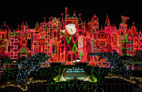Holiday Magic at the Disney Parks: Celebrations Around the World from Fall to Winter