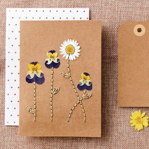 Create Your Own Pressed Flower Art Kit