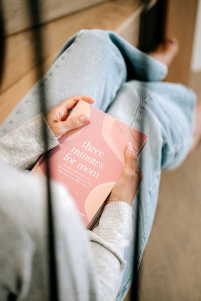 Three Minutes for Mom: 365 Days of Empowerment, Encouragement, and Growth a More Connected Motherhood