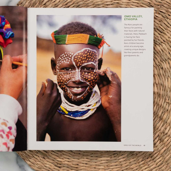 Girls of the World: 250 Portraits of Awesome