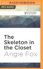 The Skeleton in the Closet (Southern Ghost Hunter Series #2)