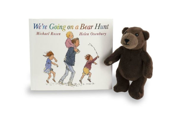 We're Going on a Bear Hunt: Book and Toy Gift Set