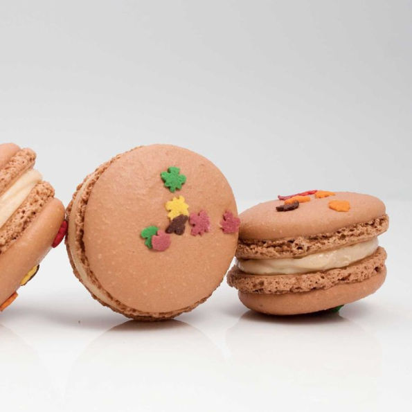 Macarons: Authentic French Cookie Recipes from the Macaron Cafe