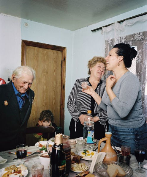 Rob Hornstra & Arnold Van Bruggen: The Sochi Project: An Atlas of War and Tourism in the Caucasus