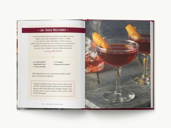 Whiskey Cocktails: A Curated Collection of Over 100 Recipes, From Old School Classics to Modern Originals (Cocktail Recipes, Whisky Scotch Bourbon Drinks, Home Bartender, Mixology, Drinks and Beverages Cookbook)