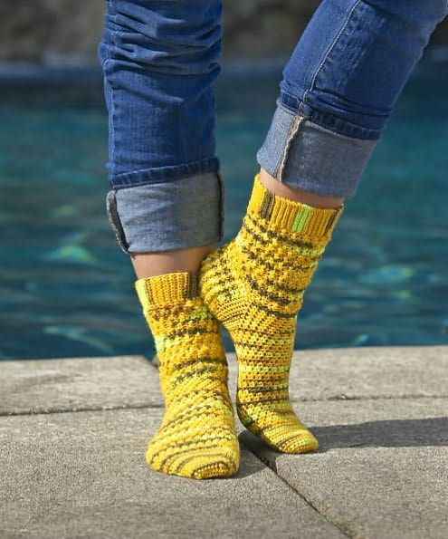 More Crocheted Socks: 16 All-New Designs